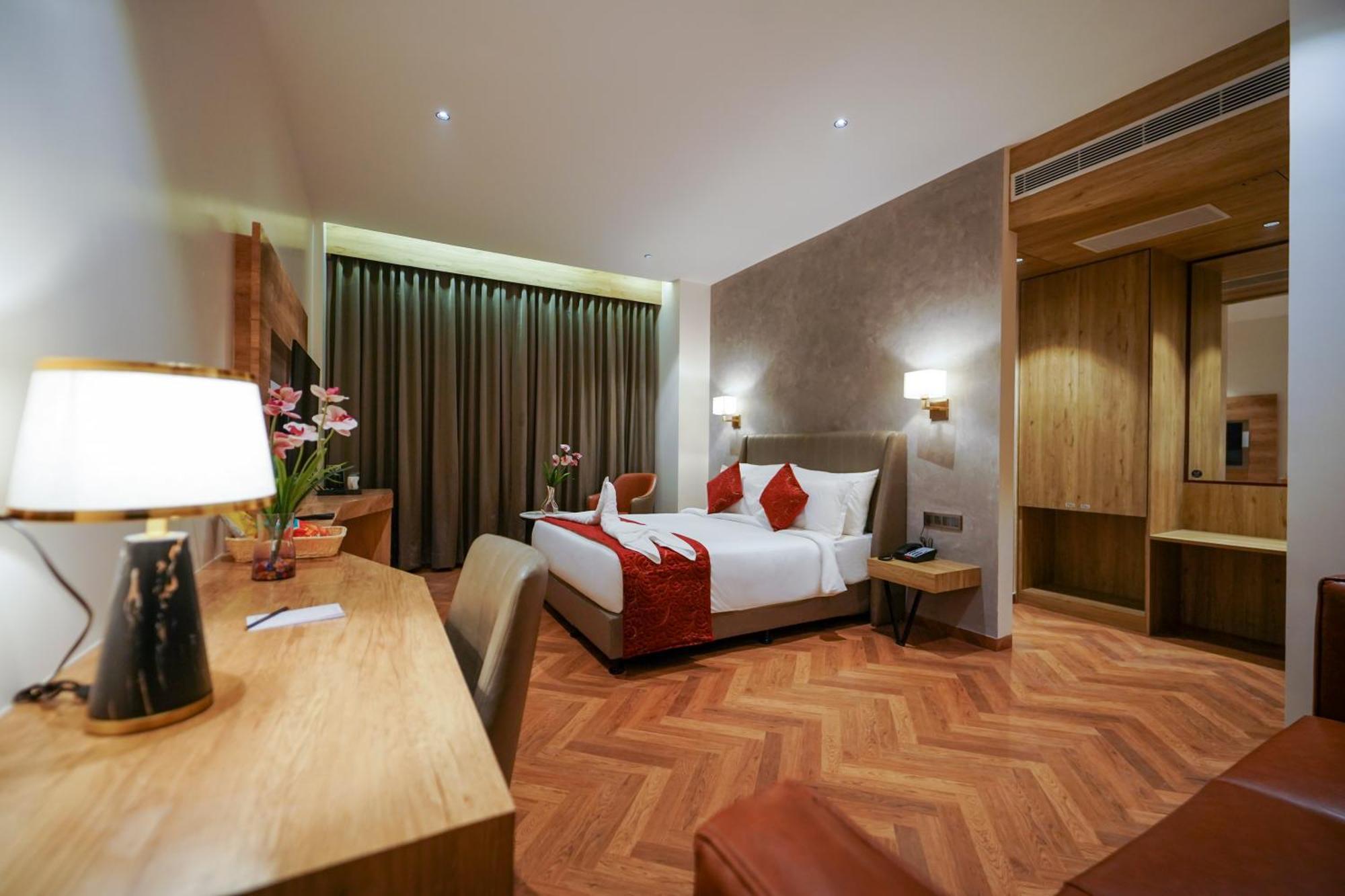 Hotel Park Inn Nellore - Near The Hospital & Highway Exteriör bild
