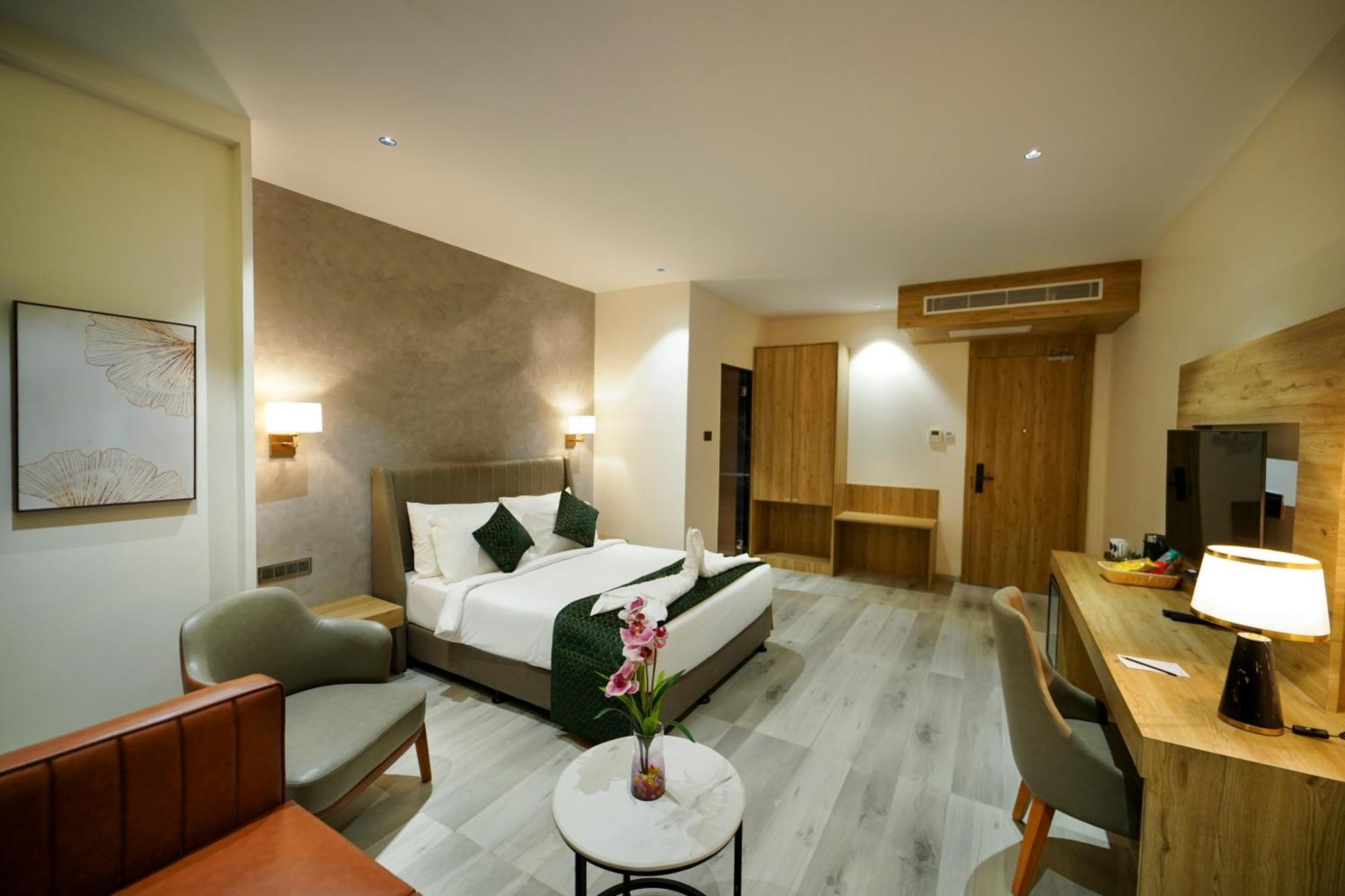 Hotel Park Inn Nellore - Near The Hospital & Highway Exteriör bild