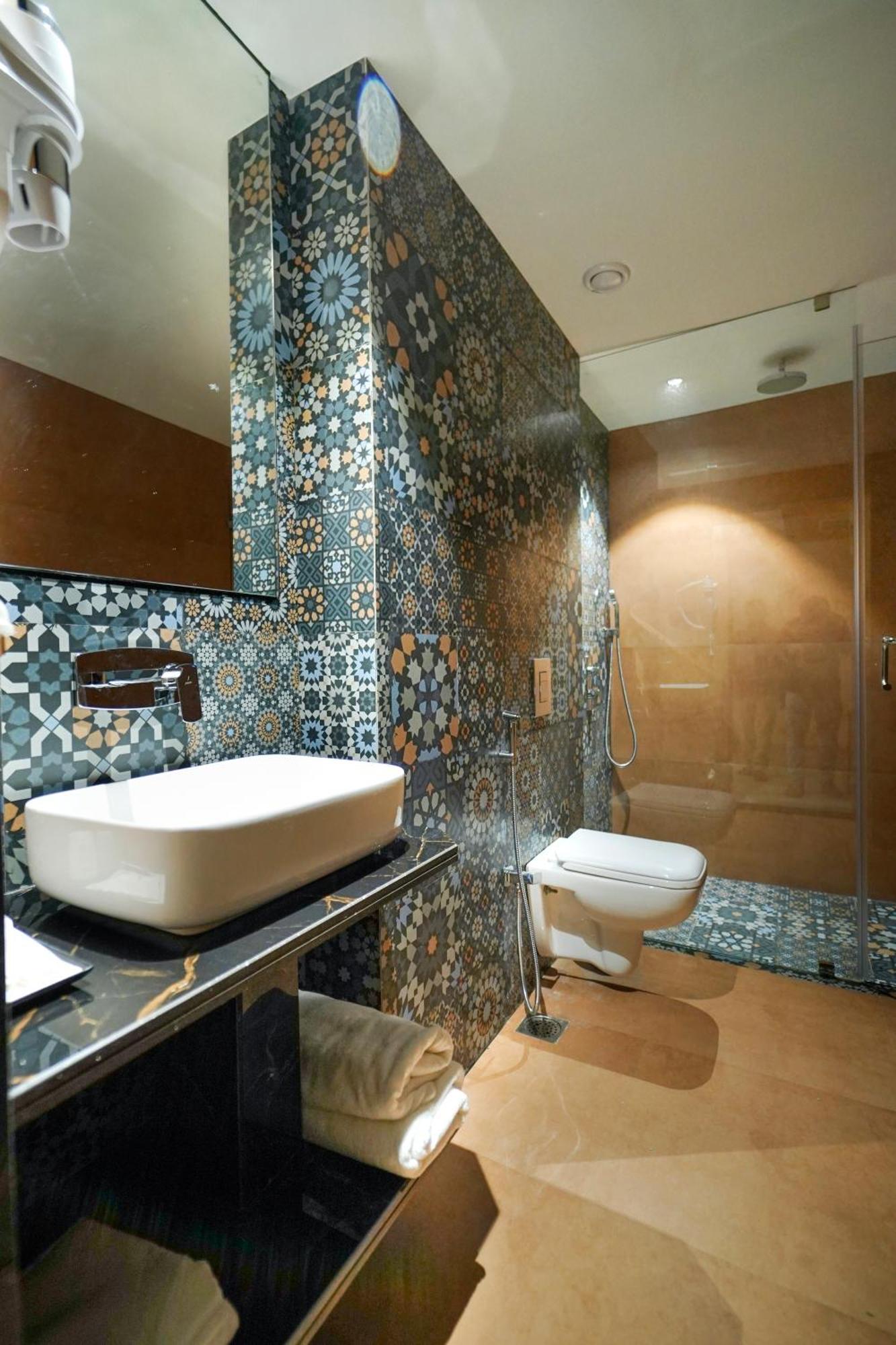 Hotel Park Inn Nellore - Near The Hospital & Highway Exteriör bild