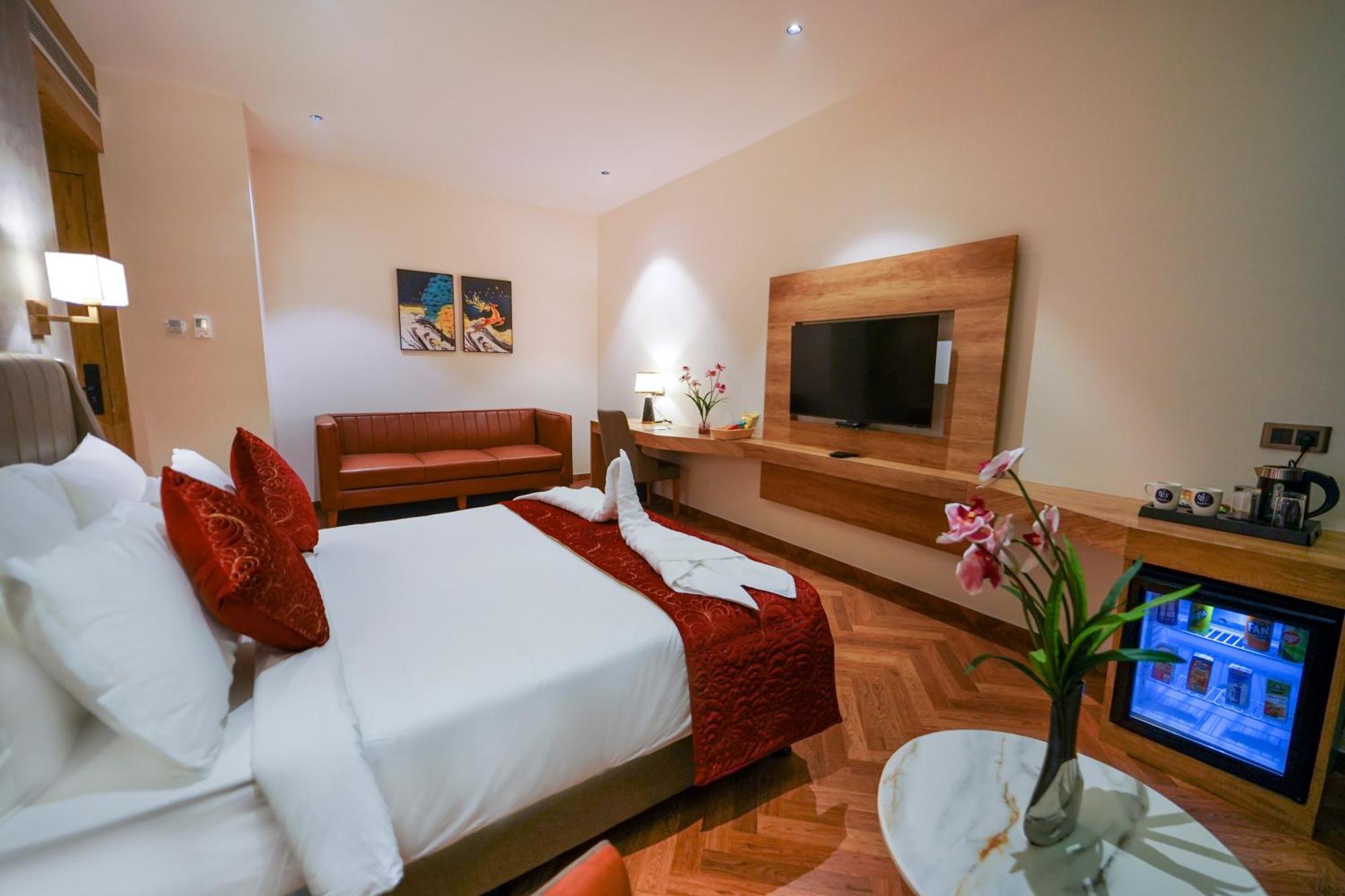 Hotel Park Inn Nellore - Near The Hospital & Highway Exteriör bild